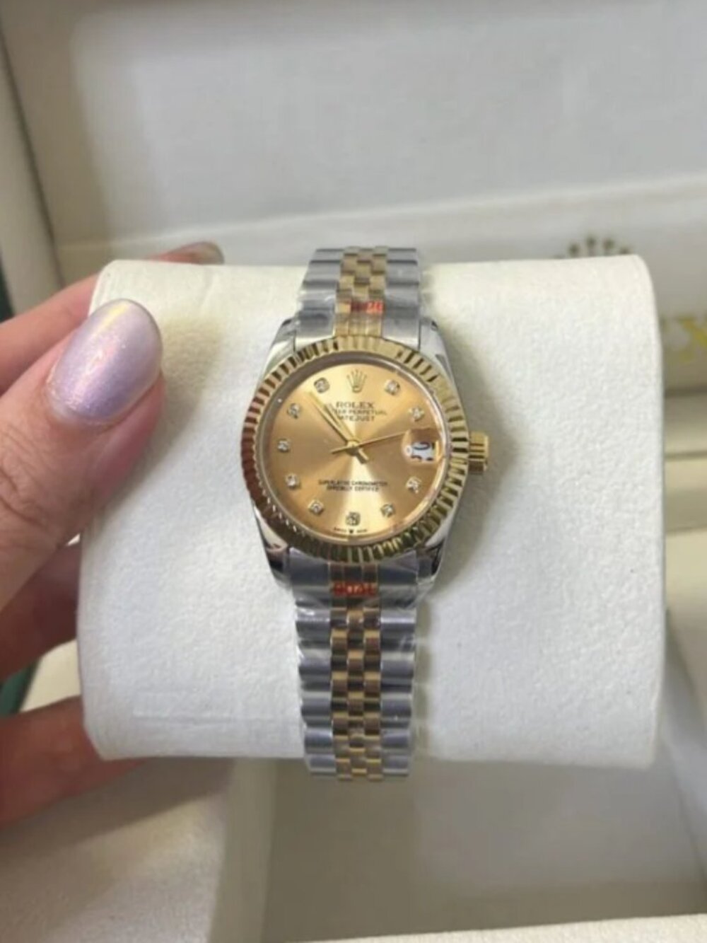 Two Tone 36mm Watch Gold Silver Champagne Dial Crystal Hour Markers - Picture 2 of 8